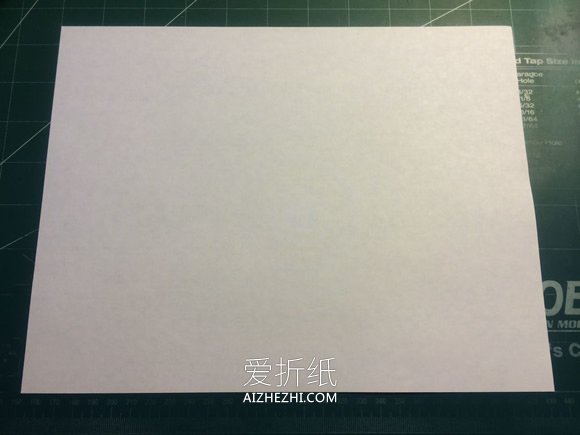 飞得又快又远纸飞机的折纸教程- www.aizhezhi.com