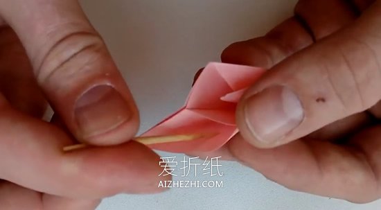 [视频]简单的折纸六瓣花教程- www.aizhezhi.com