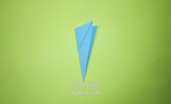 简单组合式战斗机的折纸方法- www.aizhezhi.com