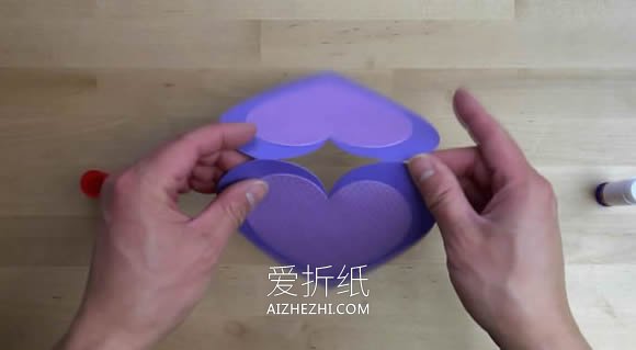 [视频]简单自制爱心问候卡的方法- www.aizhezhi.com