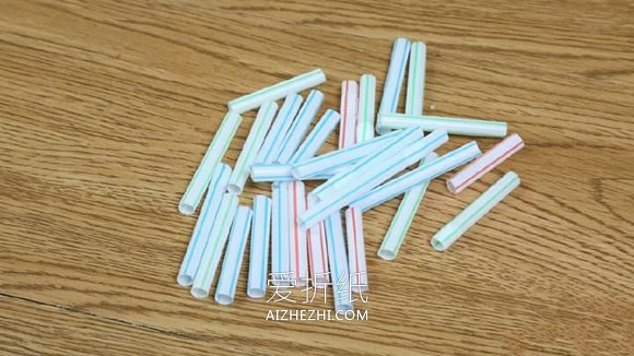 用吸管制作多孔吹泡泡机的方法- www.aizhezhi.com