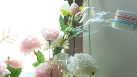 用吸管制作多孔吹泡泡机的方法- www.aizhezhi.com