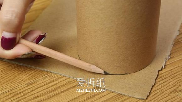 用卷纸筒做可爱笔筒的方法- www.aizhezhi.com