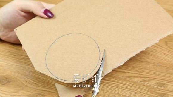 用卷纸筒做可爱笔筒的方法- www.aizhezhi.com