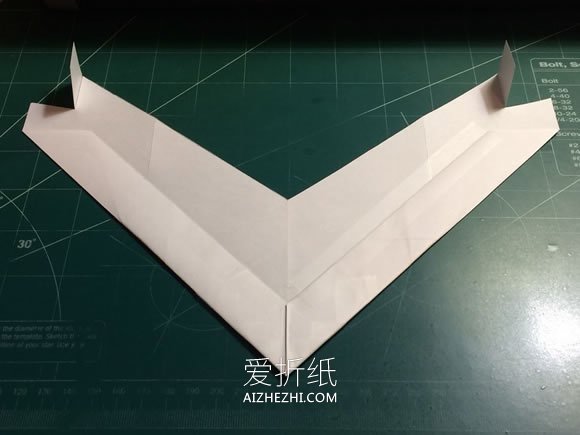 隐形巡逻飞机的折纸方法图解- www.aizhezhi.com