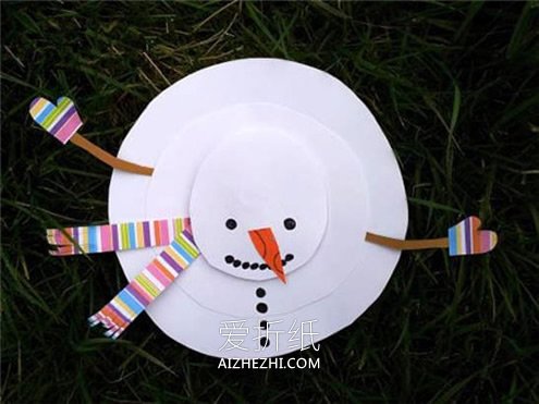 用卡纸简单做立体雪人的方法- www.aizhezhi.com