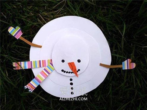用卡纸简单做立体雪人的方法- www.aizhezhi.com