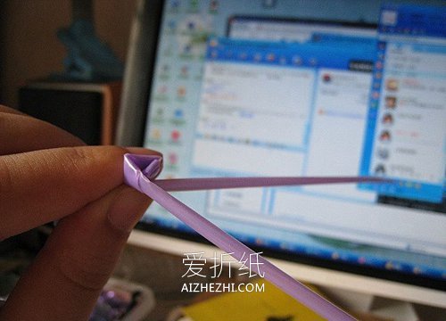 用吸管做玫瑰花的方法图解- www.aizhezhi.com