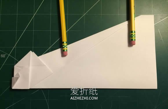 快速、长距离纸飞机的折纸方法图解- www.aizhezhi.com