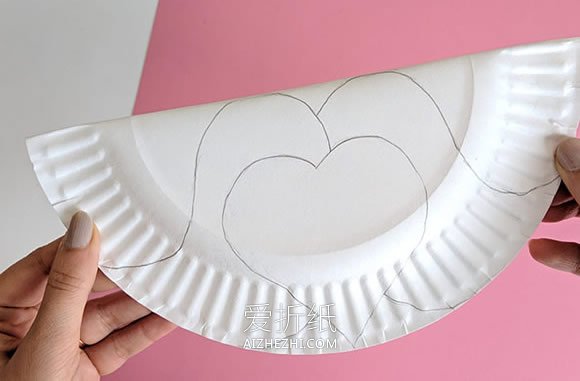 用纸盘做情人节爱情鸟的方法- www.aizhezhi.com