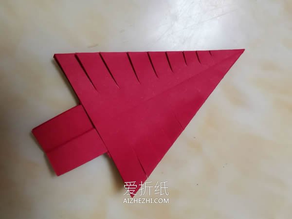 一步步折纸圣诞树的步骤图解- www.aizhezhi.com