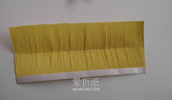 用皱纹纸做牡丹花的方法- www.aizhezhi.com