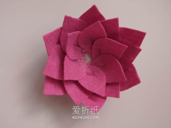 不织布莲花的制作方法图解- www.aizhezhi.com