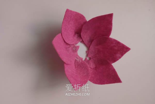 不织布莲花的制作方法图解- www.aizhezhi.com