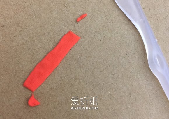 超简单粘土蝴蝶结的制作方法- www.aizhezhi.com