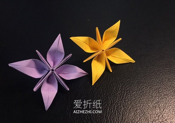 简单四瓣花的折纸图解教程- www.aizhezhi.com