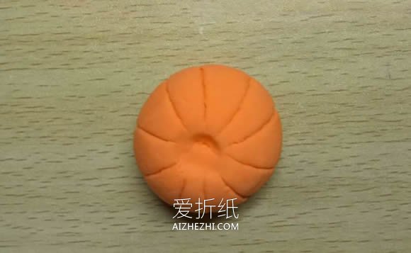 怎么用粘土做万圣节南瓜灯的方法- www.aizhezhi.com