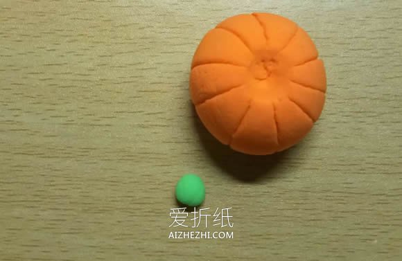 怎么用粘土做万圣节南瓜灯的方法- www.aizhezhi.com