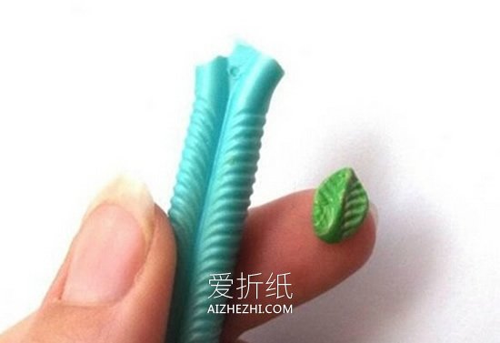 怎么用粘土做花戒的方法图解- www.aizhezhi.com