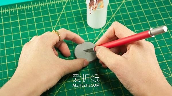 怎么用胶卷筒改造灯带的教程- www.aizhezhi.com