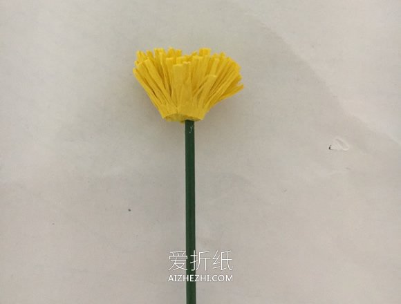 怎么做皱纹纸雏菊的详细图解教程- www.aizhezhi.com