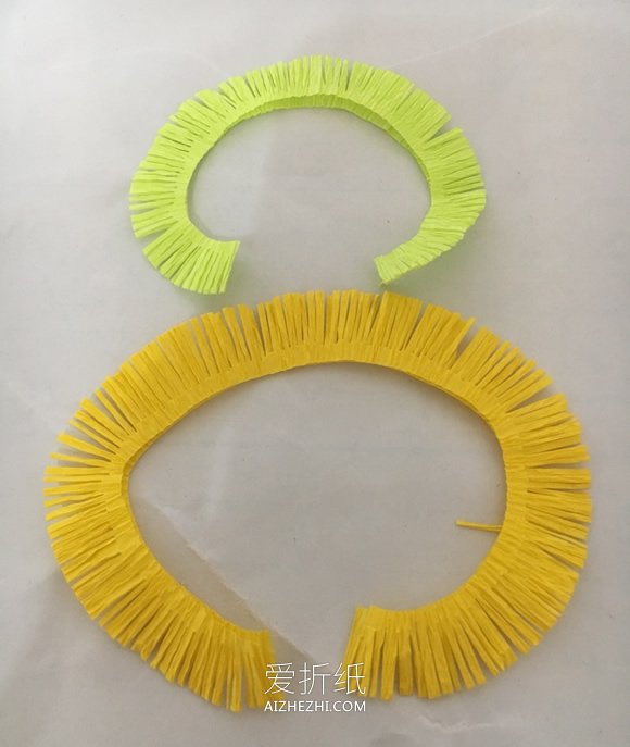 怎么做皱纹纸雏菊的详细图解教程- www.aizhezhi.com