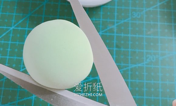 怎么用粘土做兔子冰箱贴的方法图解- www.aizhezhi.com
