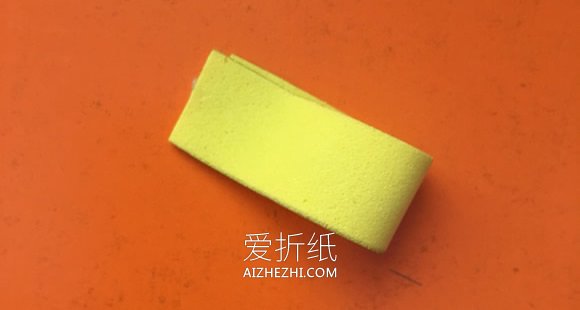 怎么简单用泡沫纸做花束礼物的方法- www.aizhezhi.com