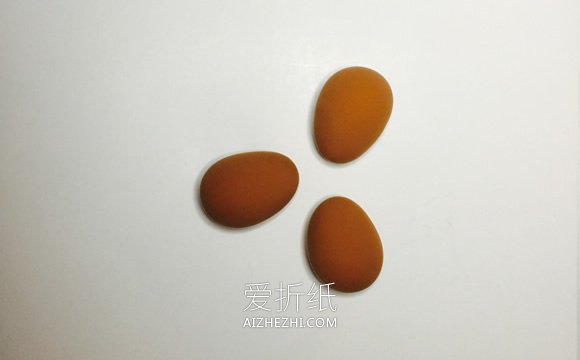 怎么用粘土做一盘鸡蛋的方法图解- www.aizhezhi.com