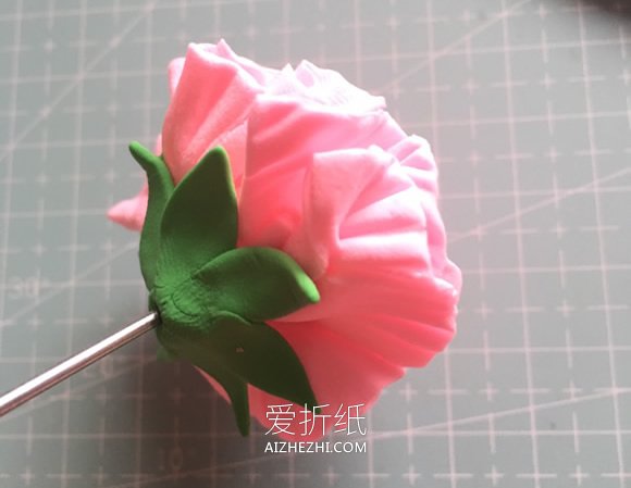 怎么做粘土康乃馨花的方法图解教程- www.aizhezhi.com