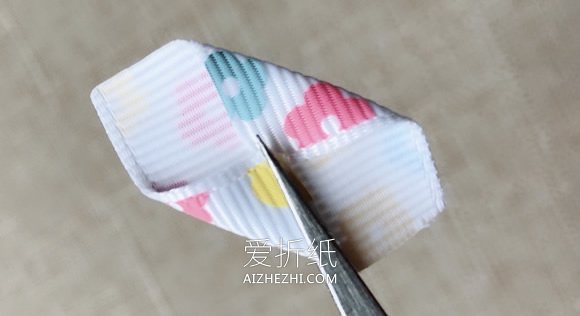 怎么做缎带花简单又可爱的教程- www.aizhezhi.com