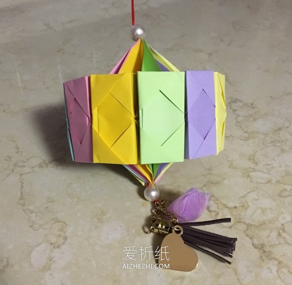 怎么用12张纸折纸灯笼的折法图解- www.aizhezhi.com