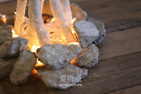 怎么用蕾丝做篝火装饰的方法教程- www.aizhezhi.com