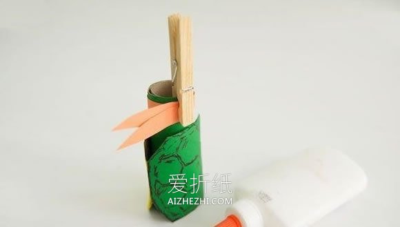 怎么用卷纸芯做忍者神龟手偶的方法教程- www.aizhezhi.com