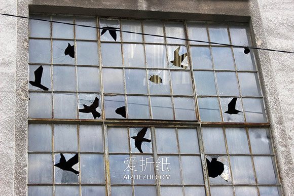 怎么创意改造破损窗户玻璃的艺术方法- www.aizhezhi.com