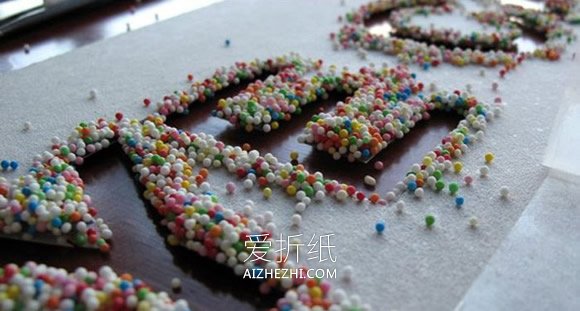 怎么做文字装饰板的方法图解教程- www.aizhezhi.com