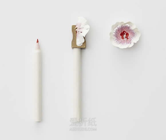 怎么用削铅笔的方式做漂亮手工花的方法图片- www.aizhezhi.com