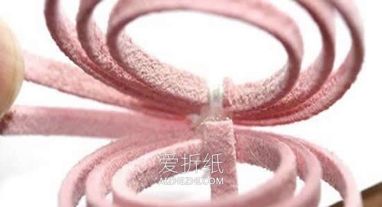 怎么用羊皮绒做创意蜗牛发卡的方法图解- www.aizhezhi.com