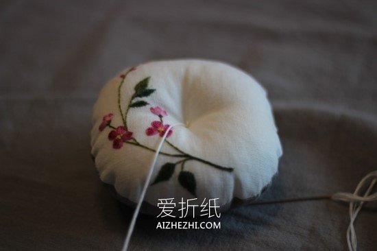 怎么做中国风布艺南瓜针插的方法图解- www.aizhezhi.com