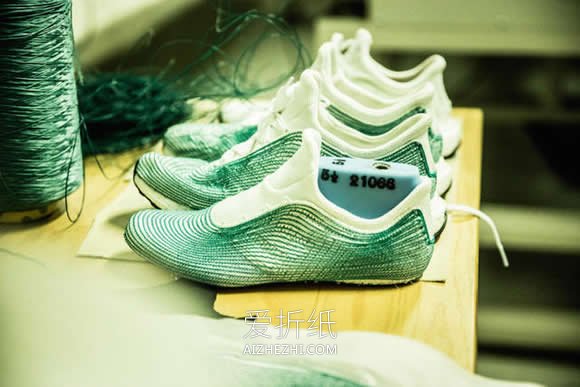 怎么用海洋废弃渔网做运动鞋的环保图片- www.aizhezhi.com
