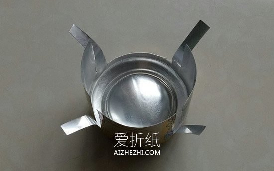 怎么用易拉罐做迷你椅子的方法图解- www.aizhezhi.com