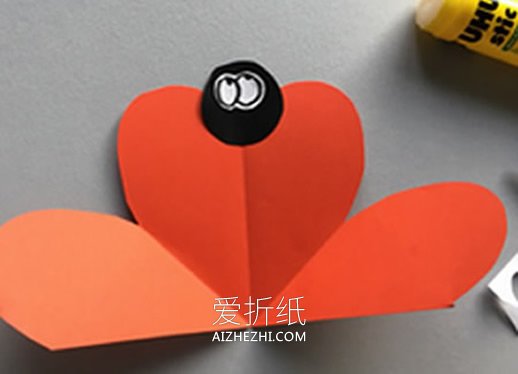 怎么用卡纸做母亲节瓢虫卡片的方法图解- www.aizhezhi.com