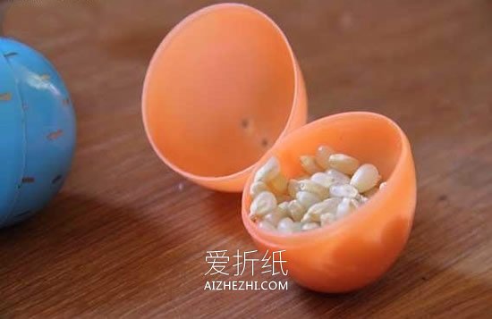 怎么用扭扭蛋做不倒翁玩具的方法图解- www.aizhezhi.com