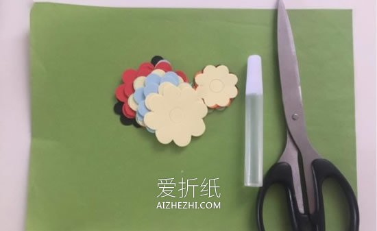 怎么用卡纸做教师节纸花礼物的方法图解- www.aizhezhi.com