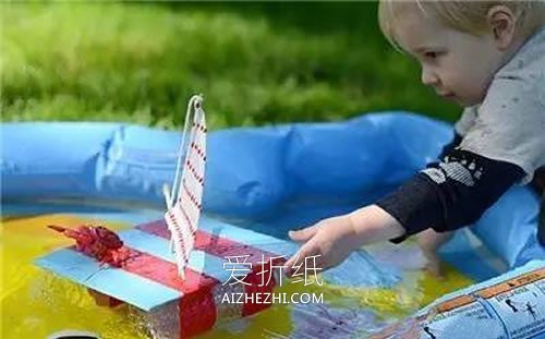 怎么用矿泉水瓶做玩具小船的方法图解- www.aizhezhi.com