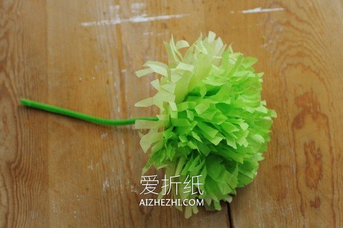 怎么用皱纹纸做纸花的方法图解- www.aizhezhi.com