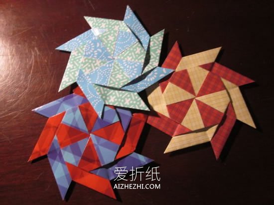 怎么折纸旋转飞镖的折法图解教程- www.aizhezhi.com