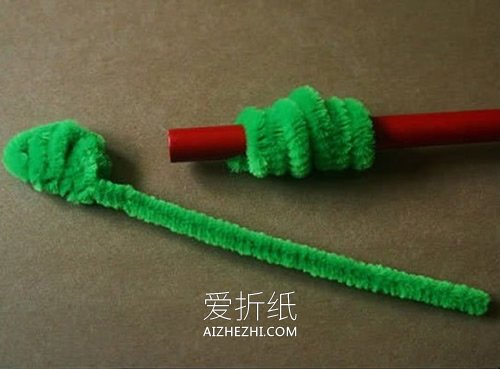 怎么用扭扭棒做变色龙的方法图解- www.aizhezhi.com