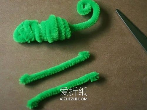 怎么用扭扭棒做变色龙的方法图解- www.aizhezhi.com