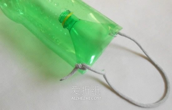 怎么用塑料瓶做简易捕鱼器玩具的方法图解- www.aizhezhi.com